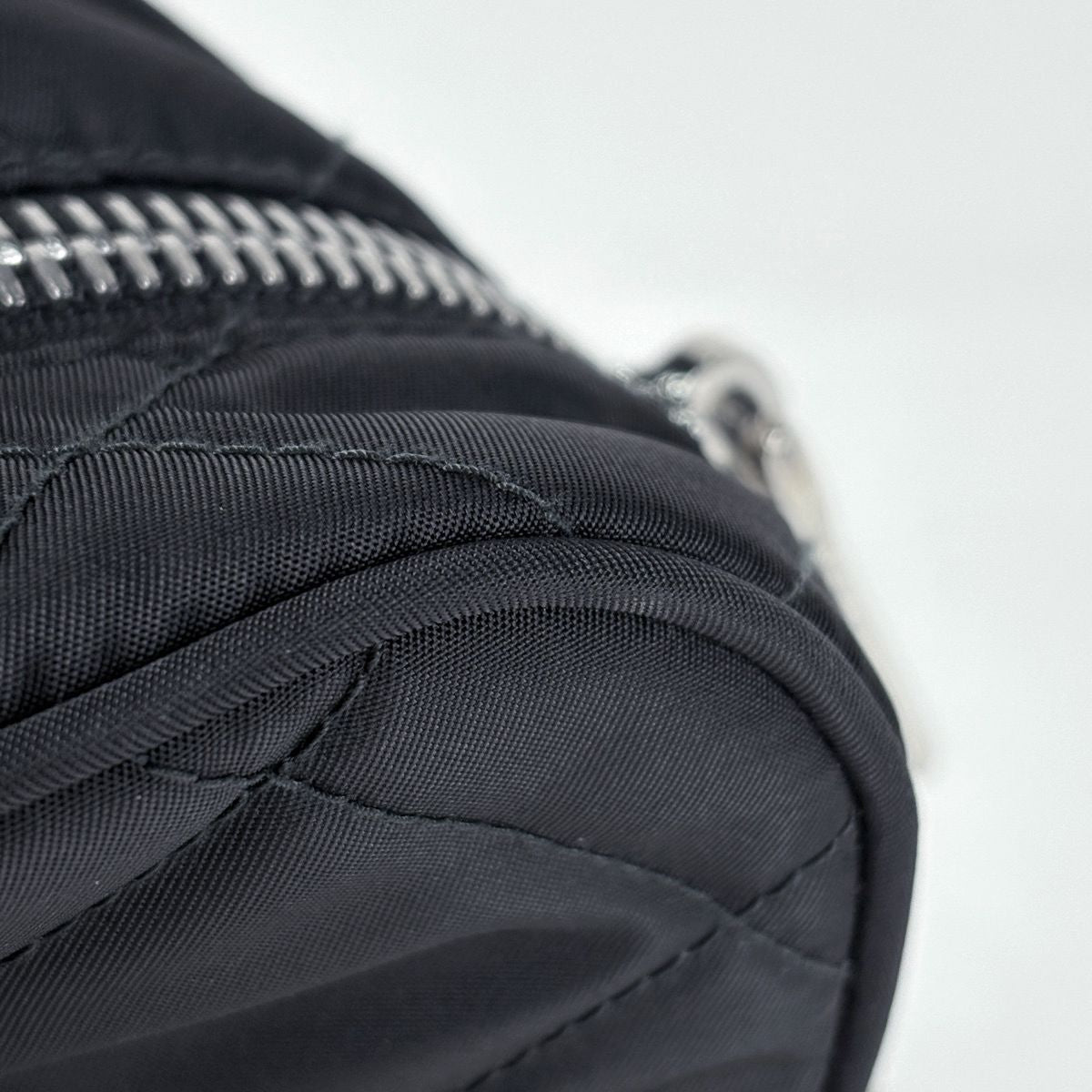 Prada Chain Tote Quilted Nylon Nero — view 4