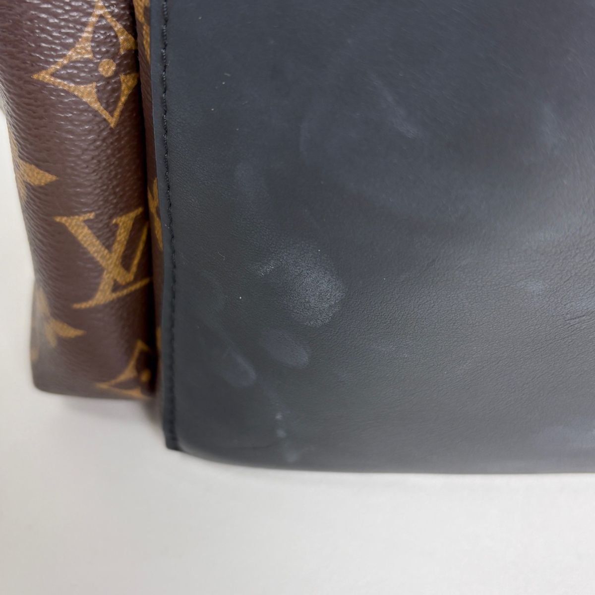 Louis Vuitton Discovery Backpack Monogram Macassar Brown — view 6