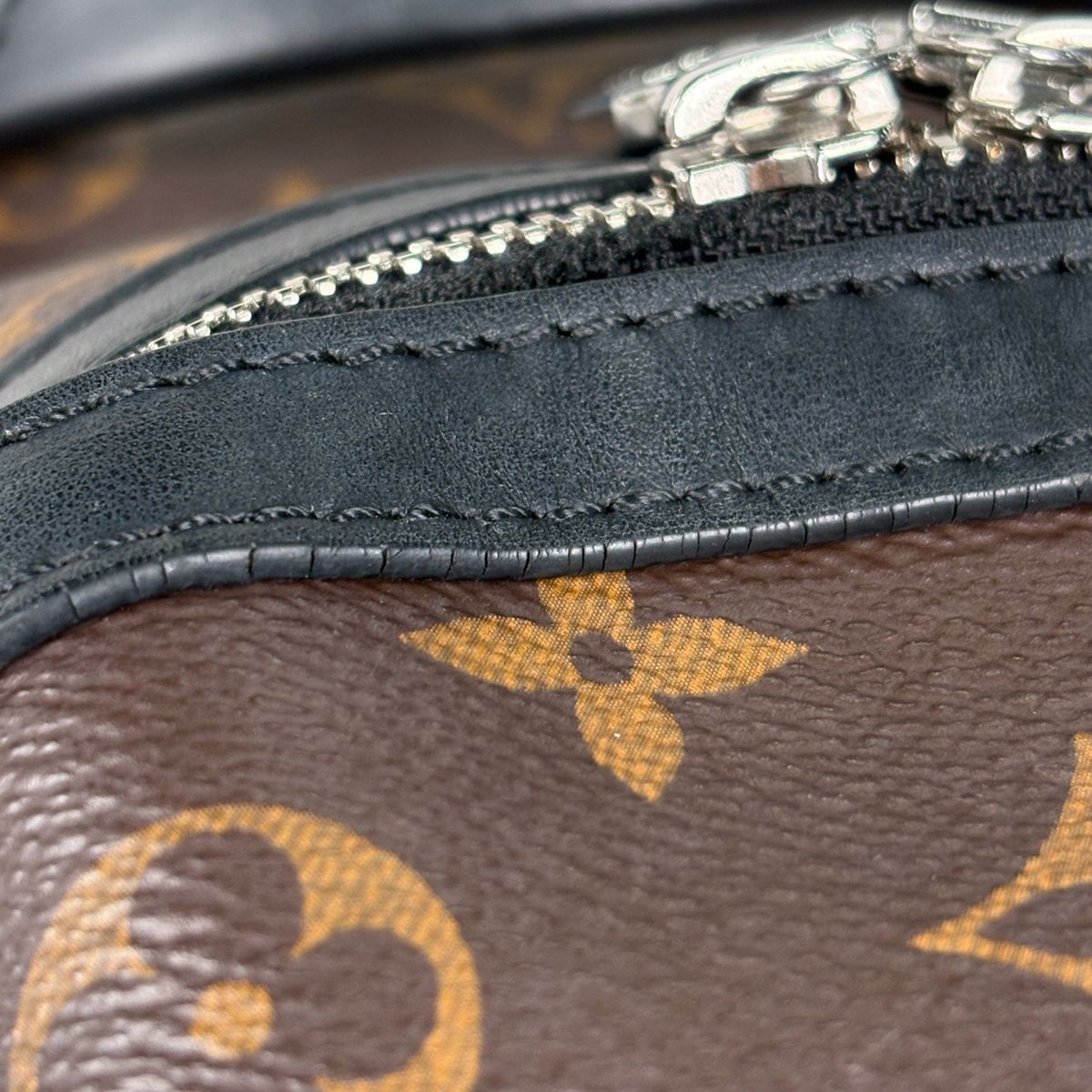 Louis Vuitton Discovery Backpack Monogram Macassar Brown — view 8