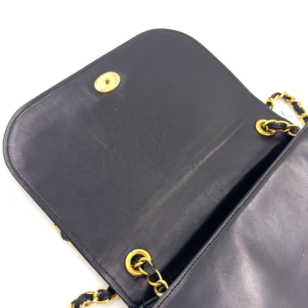 Chanel CC Logo Stitch Chain Leather Black Shoulder Bag Gold — view 6