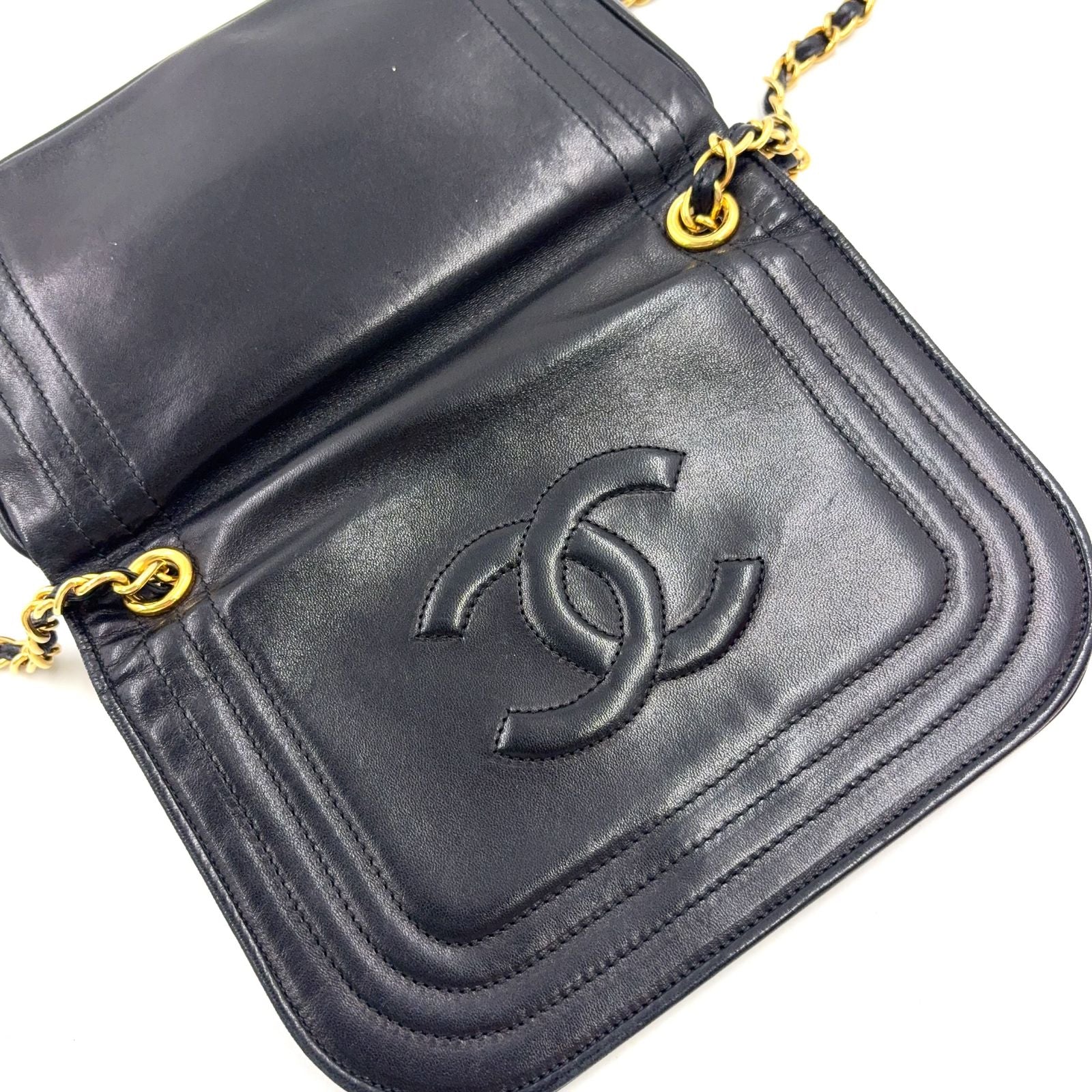 Chanel CC Logo Stitch Chain Leather Black Shoulder Bag Gold — view 5