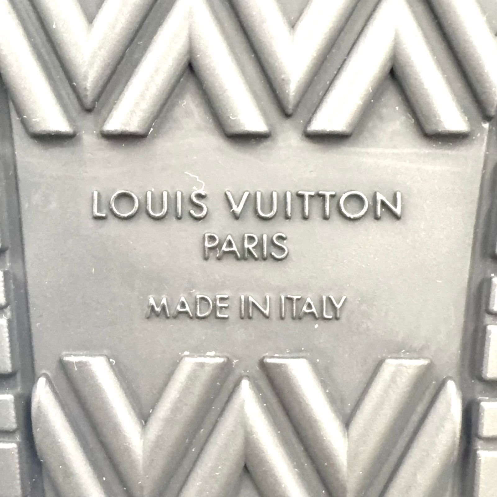 Louis Vuitton LV TM Bondia Line Mules Leather Rubber Brown Black Red Sandals — view 5