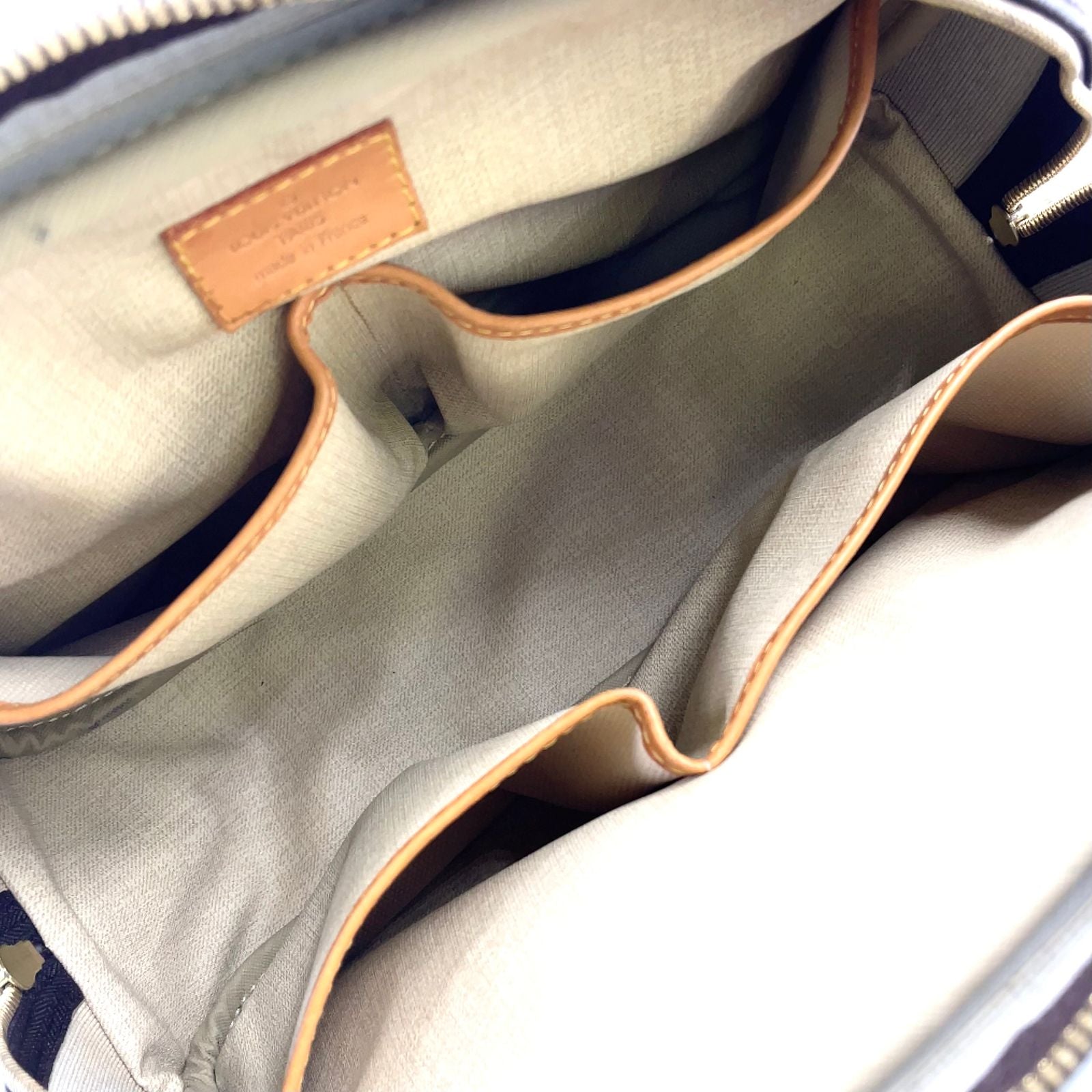 Louis Vuitton Monogram Leather Brown Light Handbag Gold — view 3