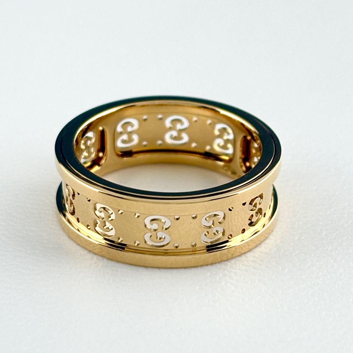 Gucci Icon Toile Ring YG Yellow Gold — view 2