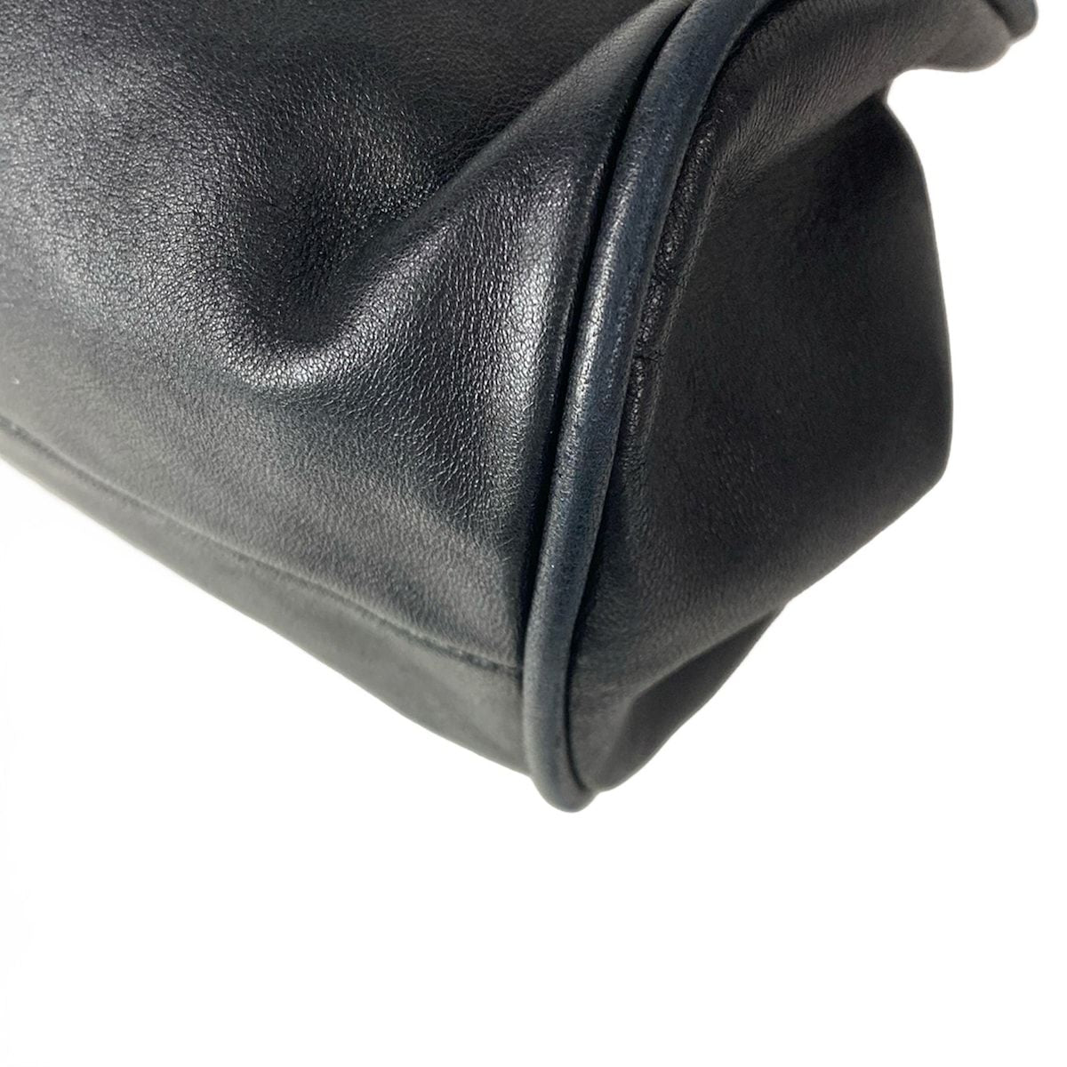 Chanel Handbag Black Lambskin — view 7