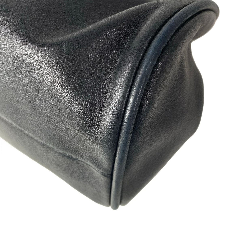 Chanel Handbag Black Lambskin — view 9