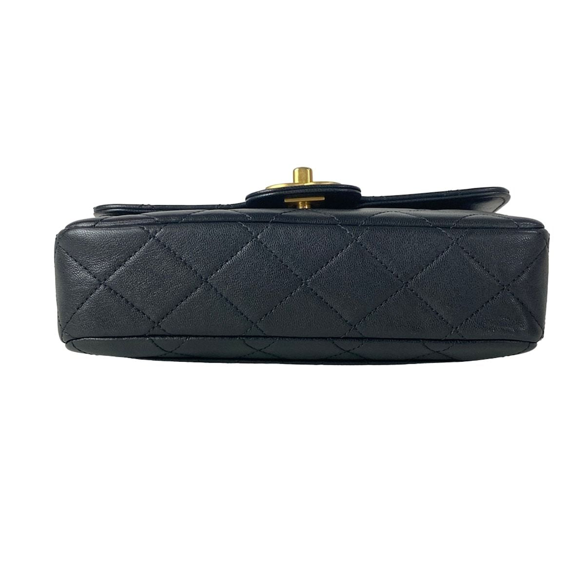 Chanel Shoulder Bag Quilted Black Chain Gold Leather — view 5