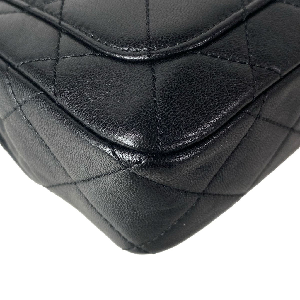 Chanel Shoulder Bag Quilted Black Chain Gold Leather — view 8