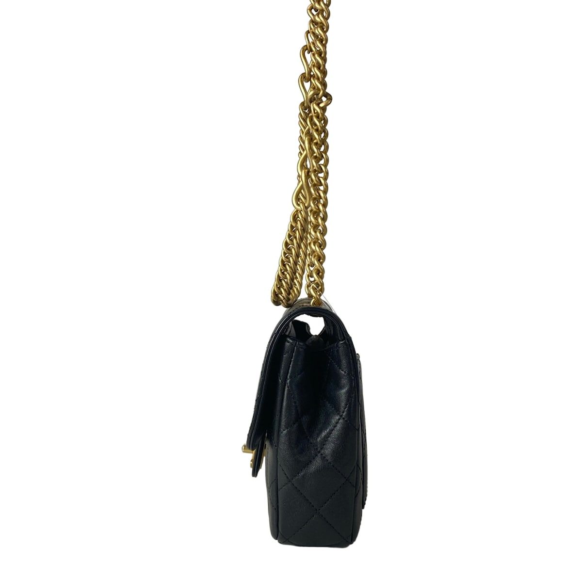Chanel Shoulder Bag Quilted Black Chain Gold Leather — view 4