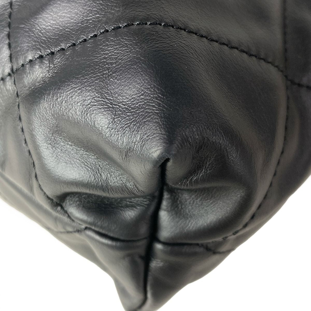 Chanel Shoulder Bag 22 Small Black — view 9