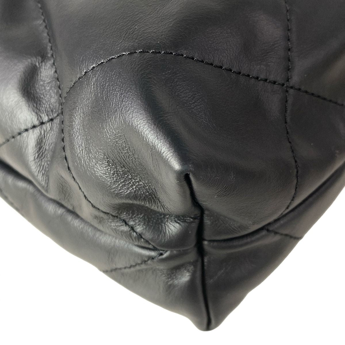 Chanel Shoulder Bag 22 Small Black — view 8