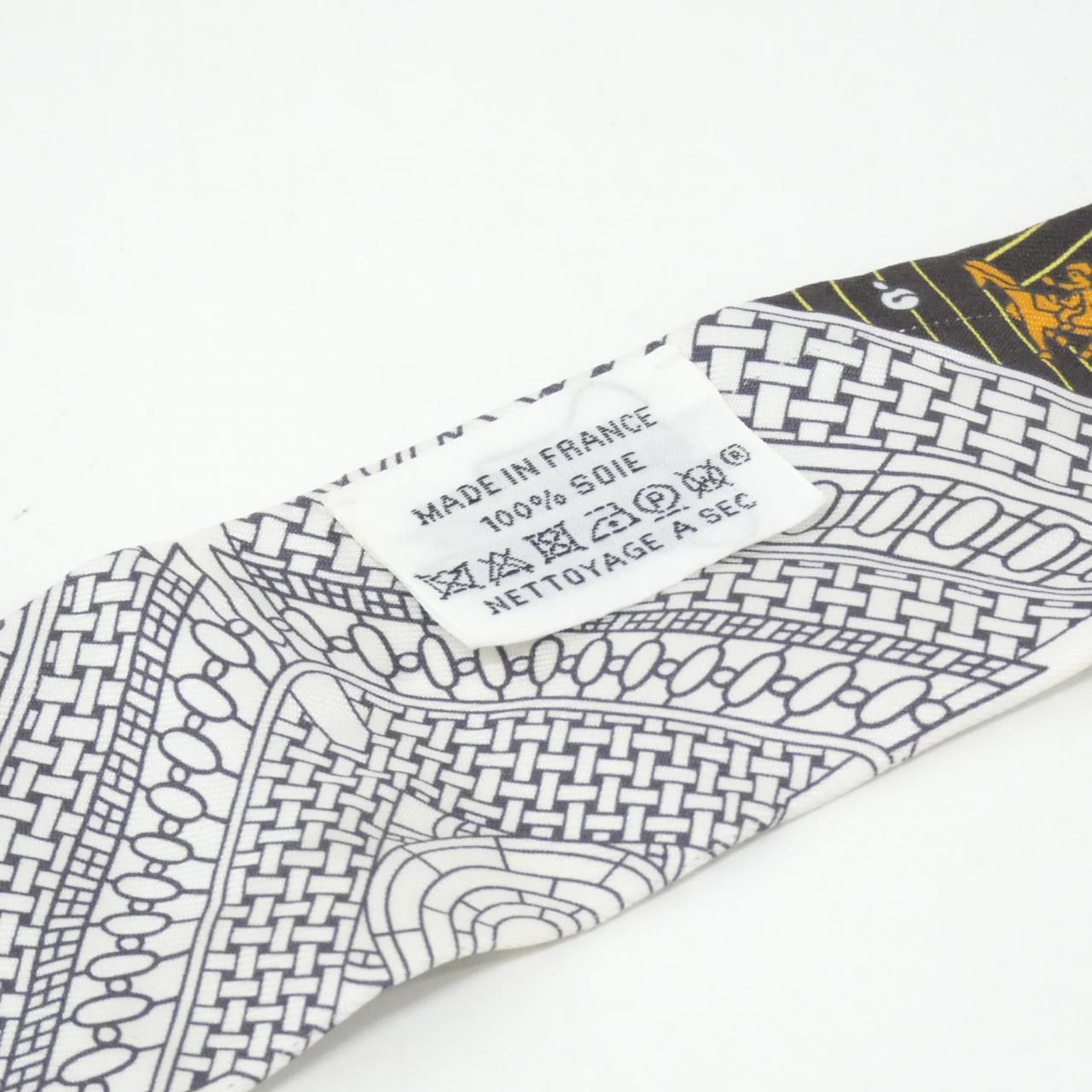 Hermes Objets de Curiosite Twilly Scarf — view 5