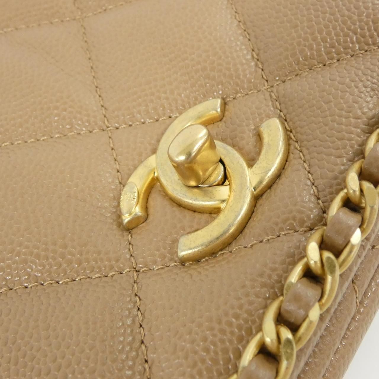 Chanel Shoulder Bag Beige — view 4