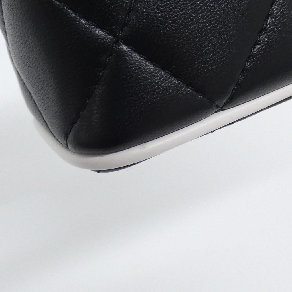 Chanel Bag Handbag Black — view 4