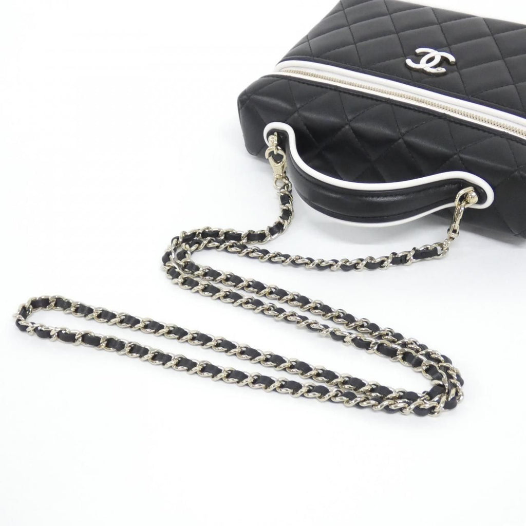 Chanel Bag Handbag Black — view 6