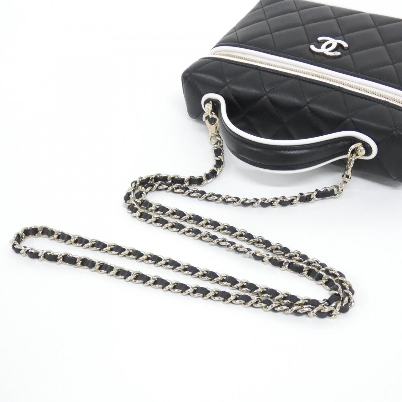 Chanel Bag Handbag Black — view 6