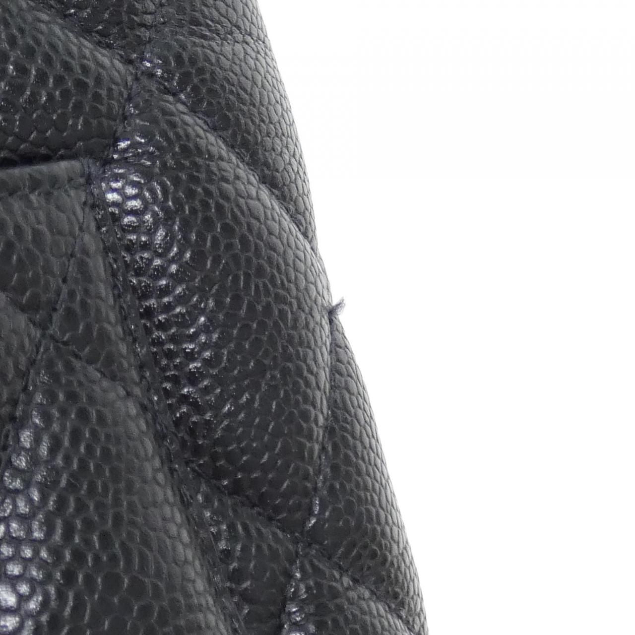 Chanel Vintage Bag Handbag Black — view 4
