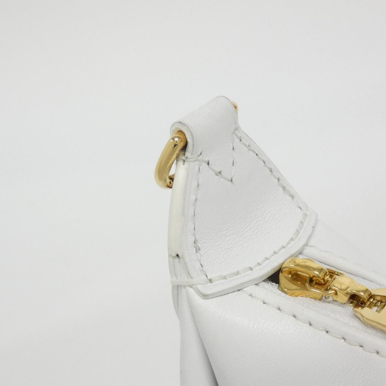 Louis Vuitton Bubble Glam Over the Moon Shoulder — view 5
