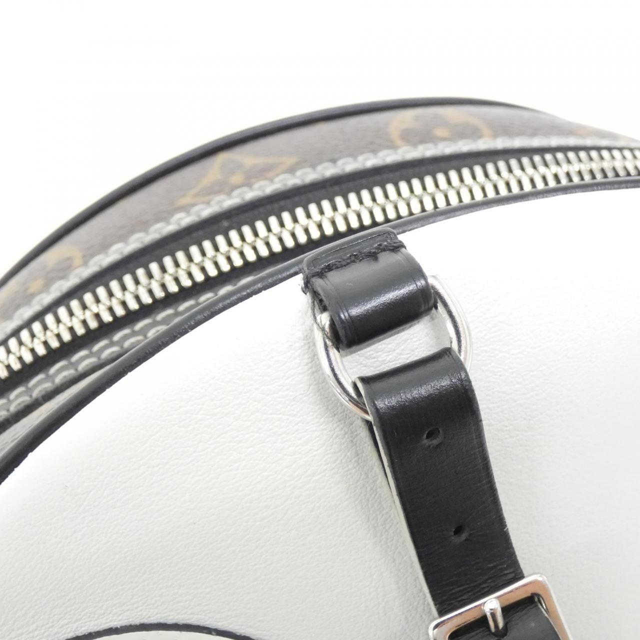 Louis Vuitton Boite Chapeau Sple Shoulder — view 4