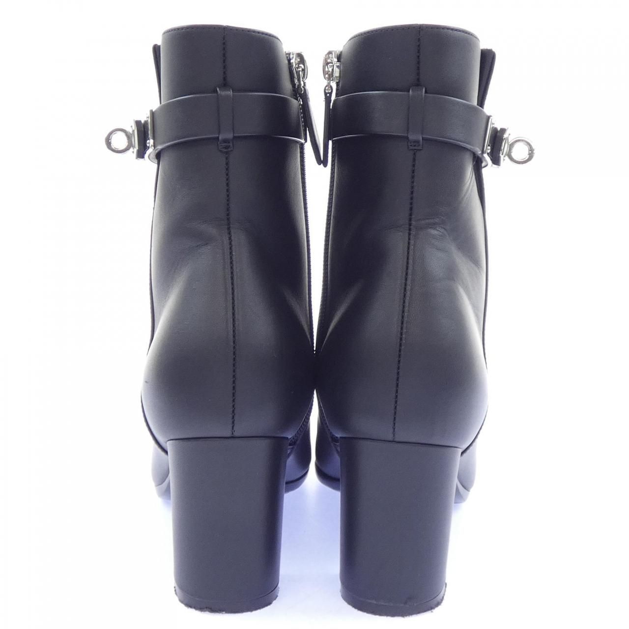 Hermes Saint Germain Kelly Buckle Boots — view 5