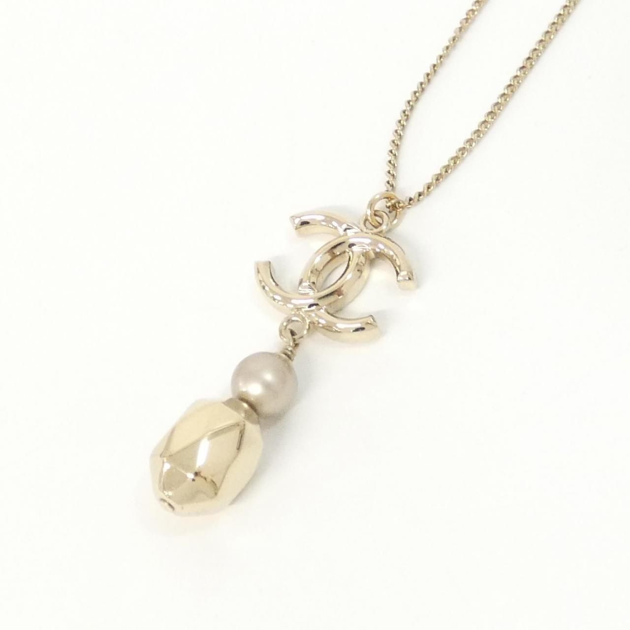 Chanel Necklace Gold — view 3