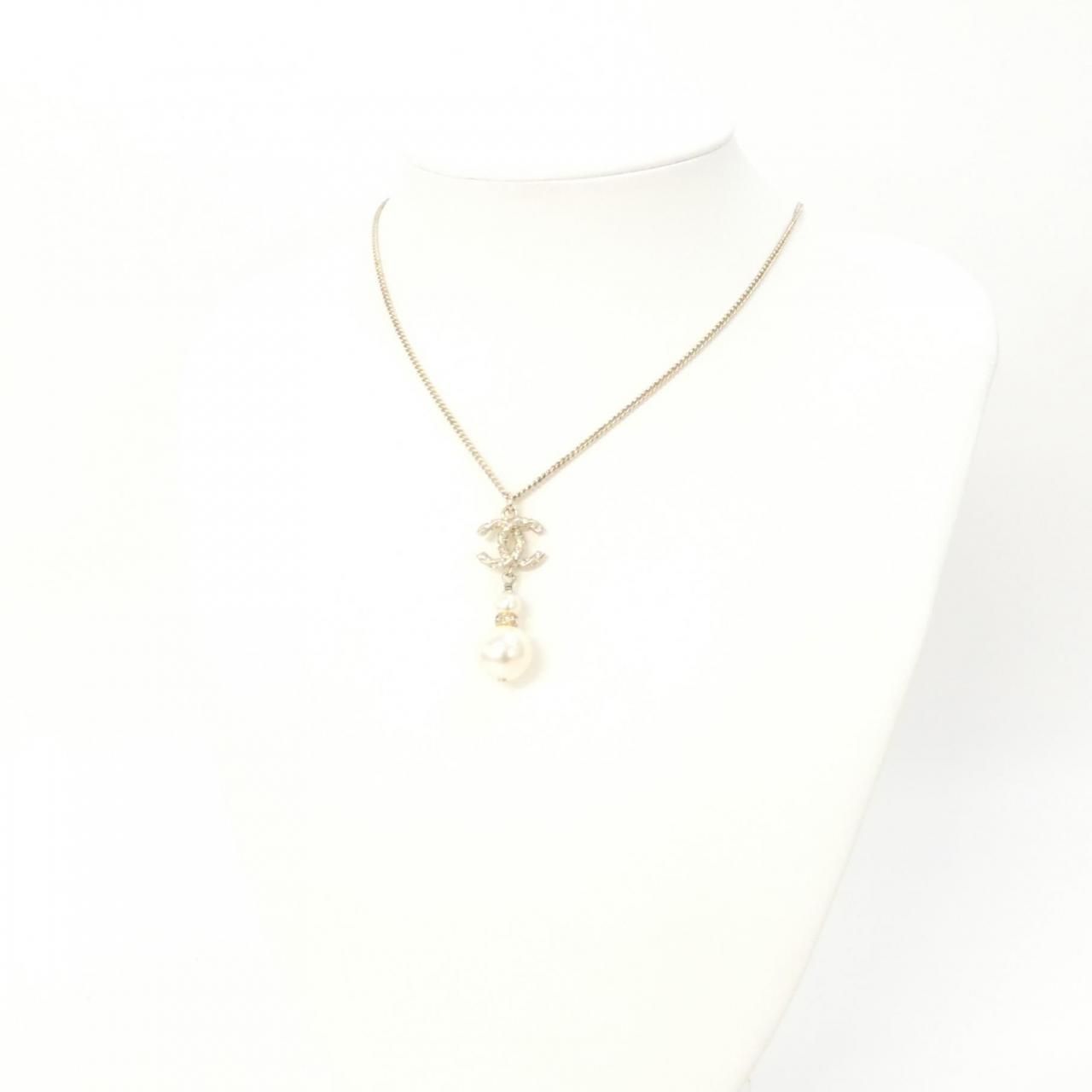 Chanel Necklace Gold — view 6