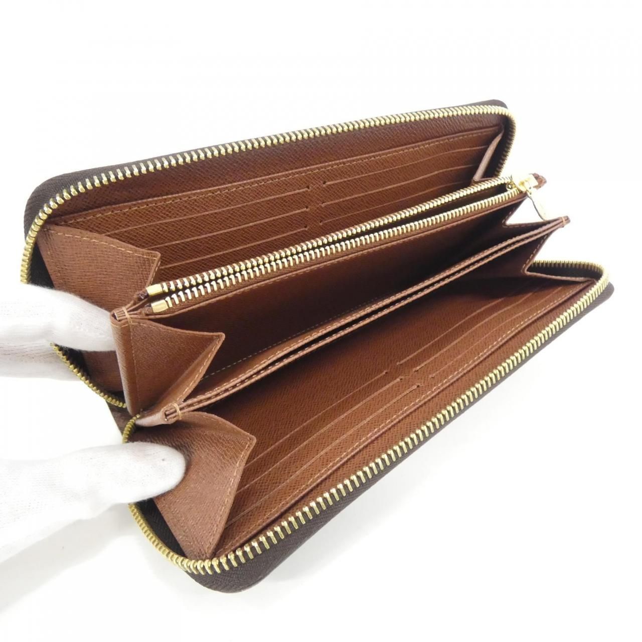 Louis Vuitton Monogram Zippy Wallet — view 7