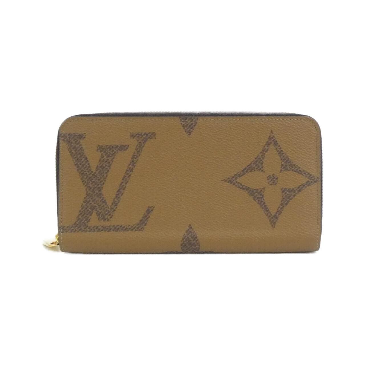 Louis Vuitton Monogram Giant Zippy Wallet