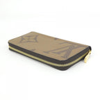 Louis Vuitton Monogram Giant Zippy Wallet — view 2