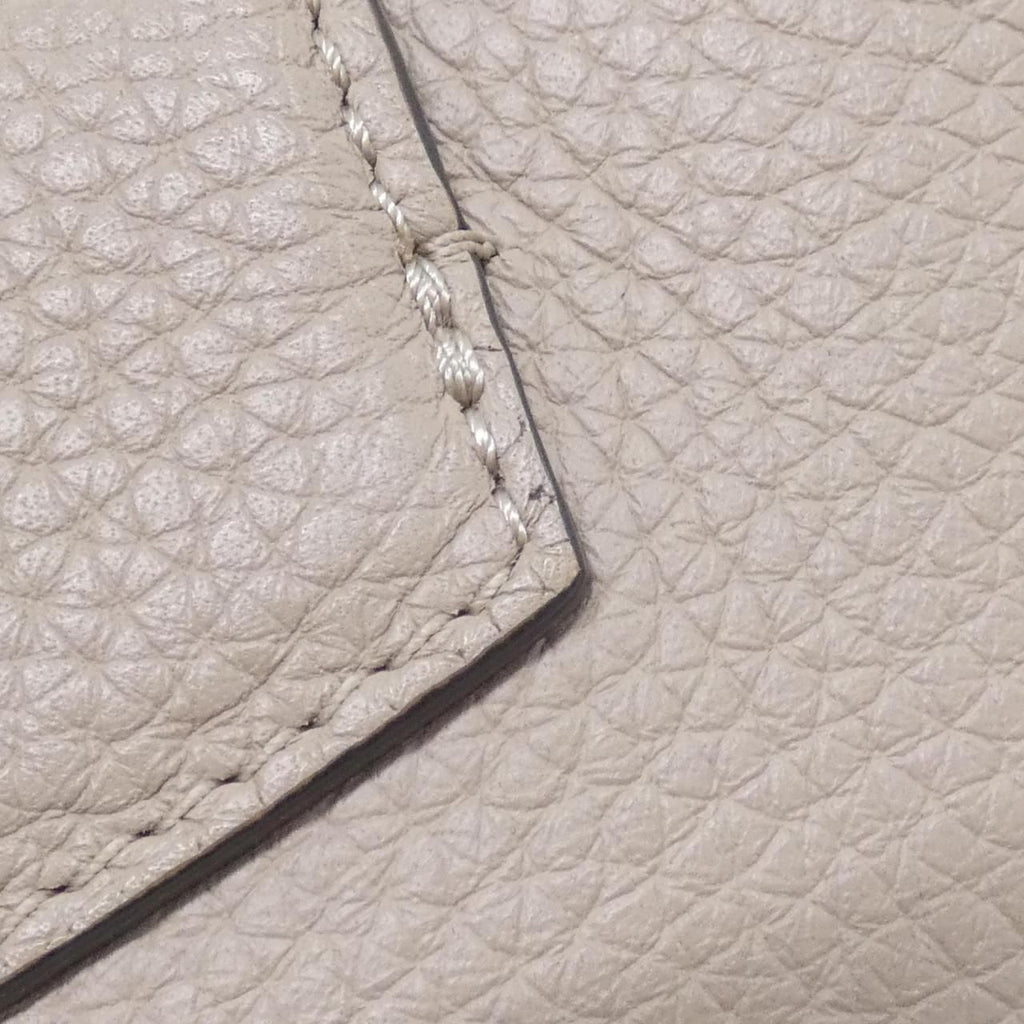 Louis Vuitton Capucines BB — view 4