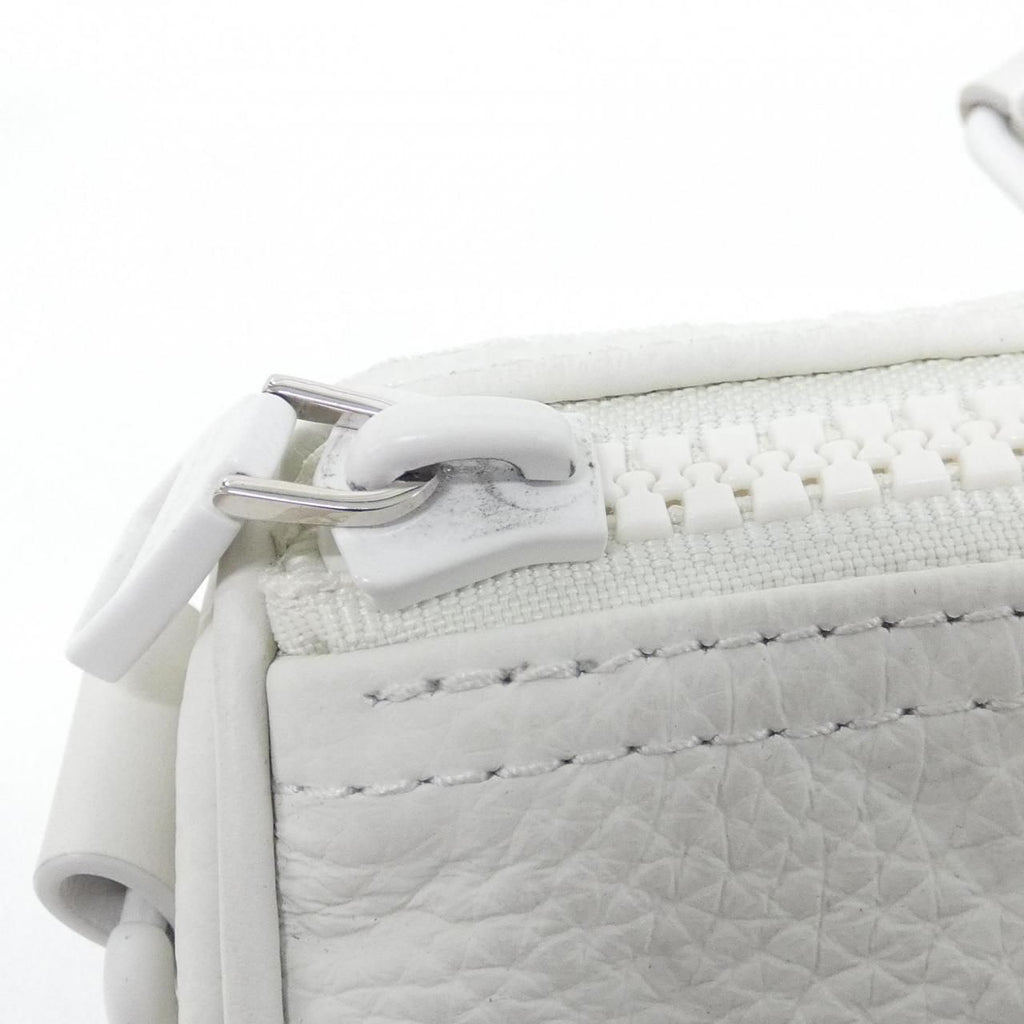 Louis Vuitton Taurillon Monogram Keepall Bandouliere 25 cm Boston — view 4