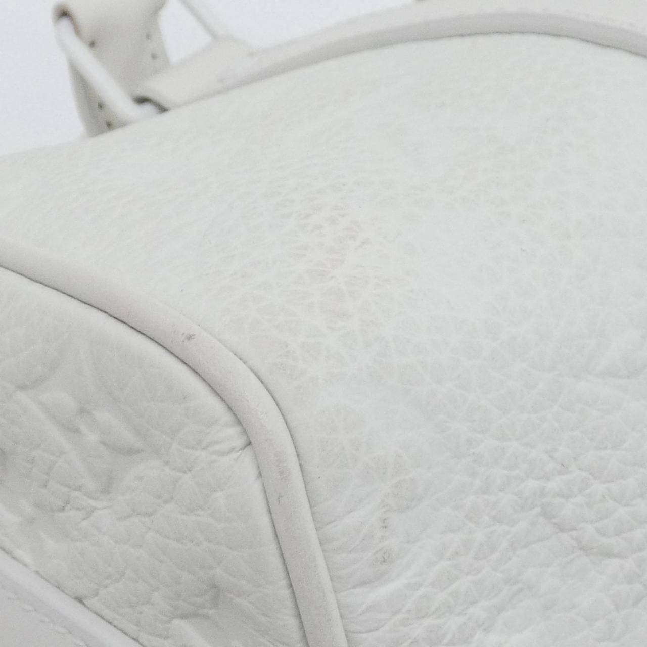 Louis Vuitton Taurillon Monogram Keepall Bandouliere 25 cm Boston — view 2