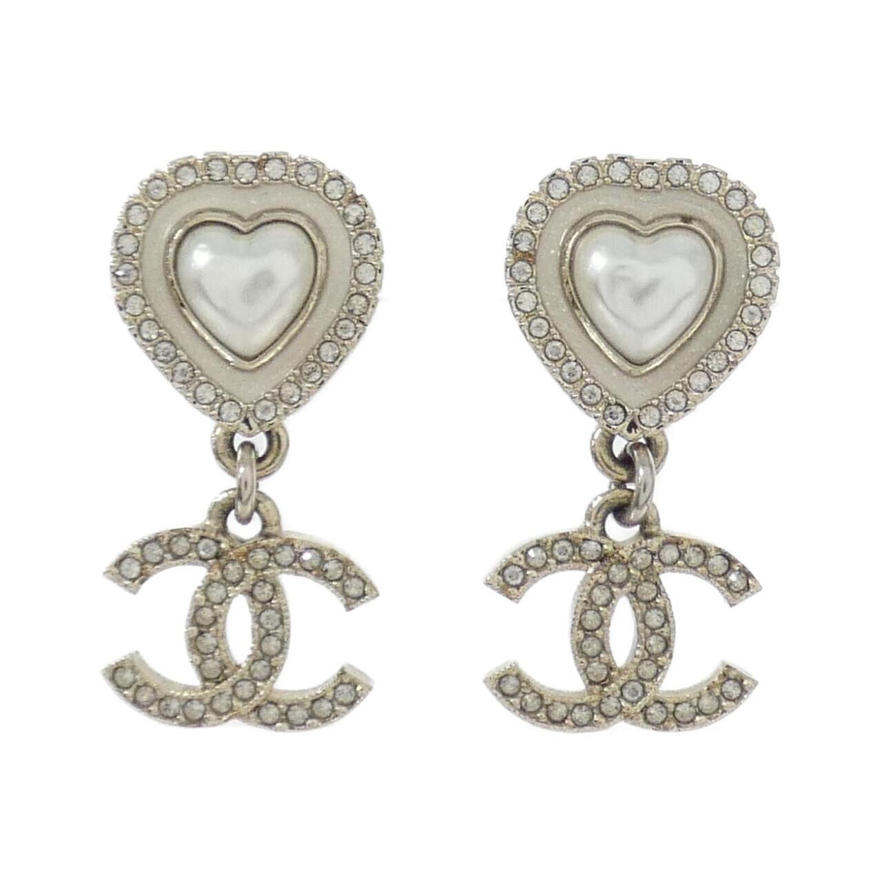 Chanel Earrings Gold