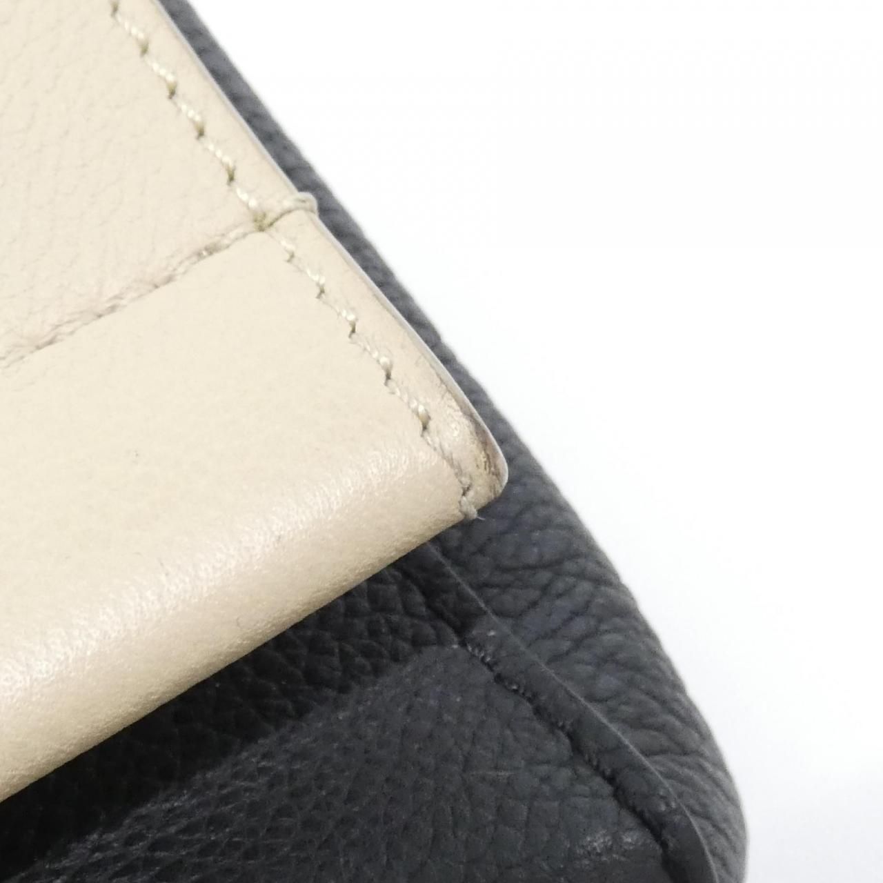Louis Vuitton Lockme Cartable — view 4
