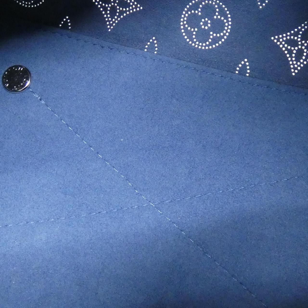 Louis Vuitton Mahina Bella Shoulder — view 6