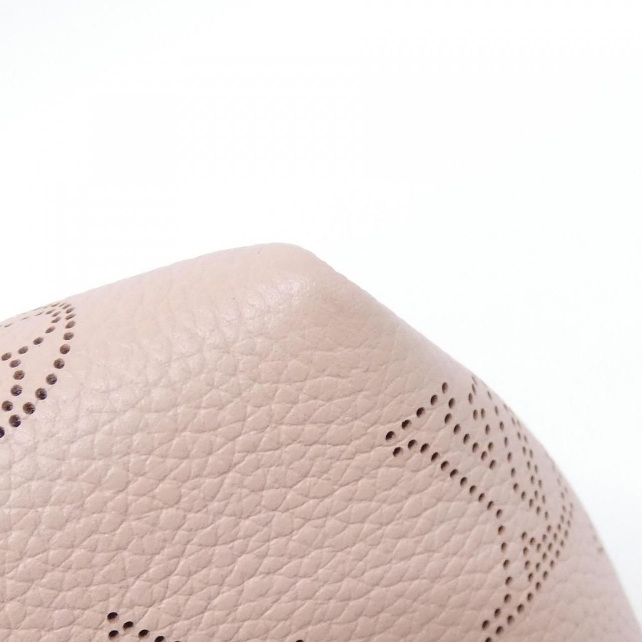 Louis Vuitton Mahina Bella Shoulder — view 2