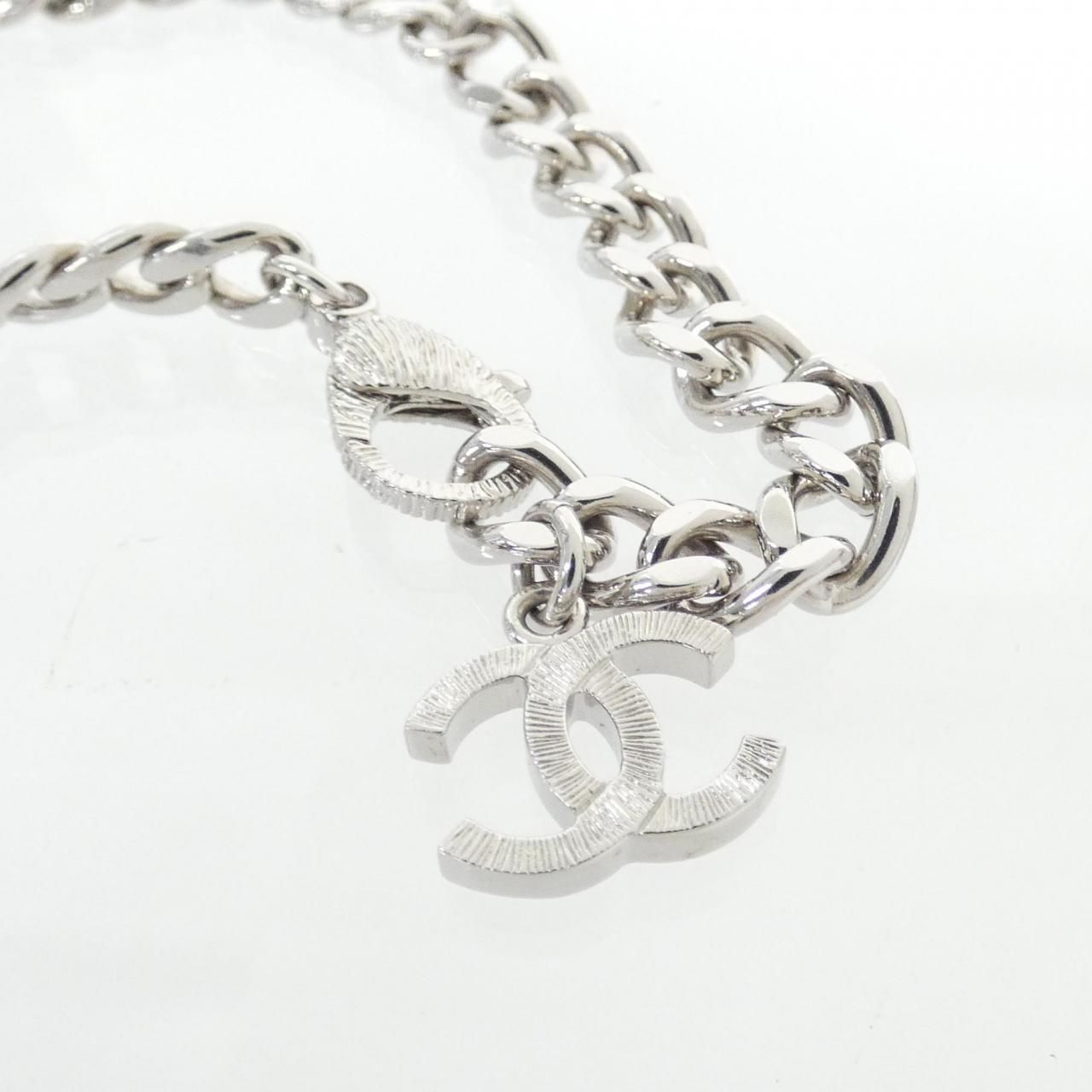 Chanel Necklace Gold — view 5