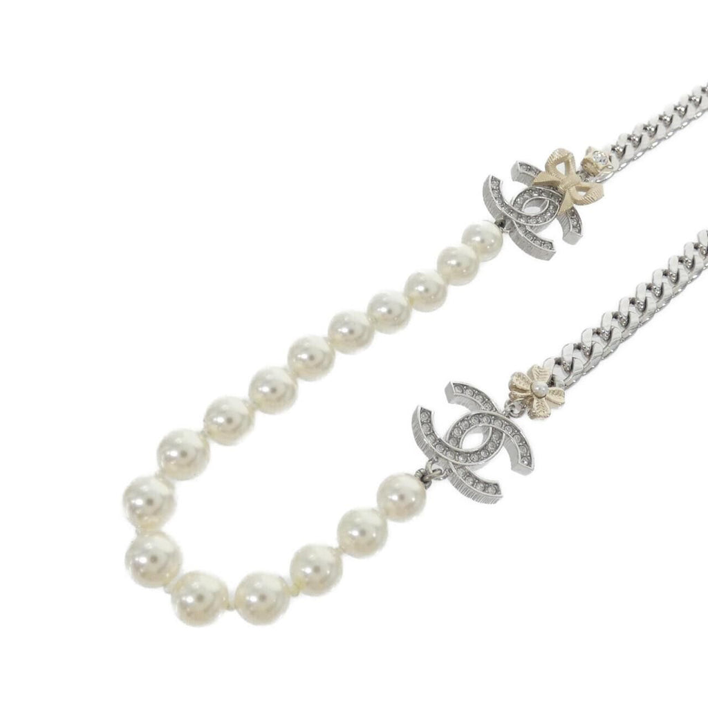 Chanel Necklace Gold