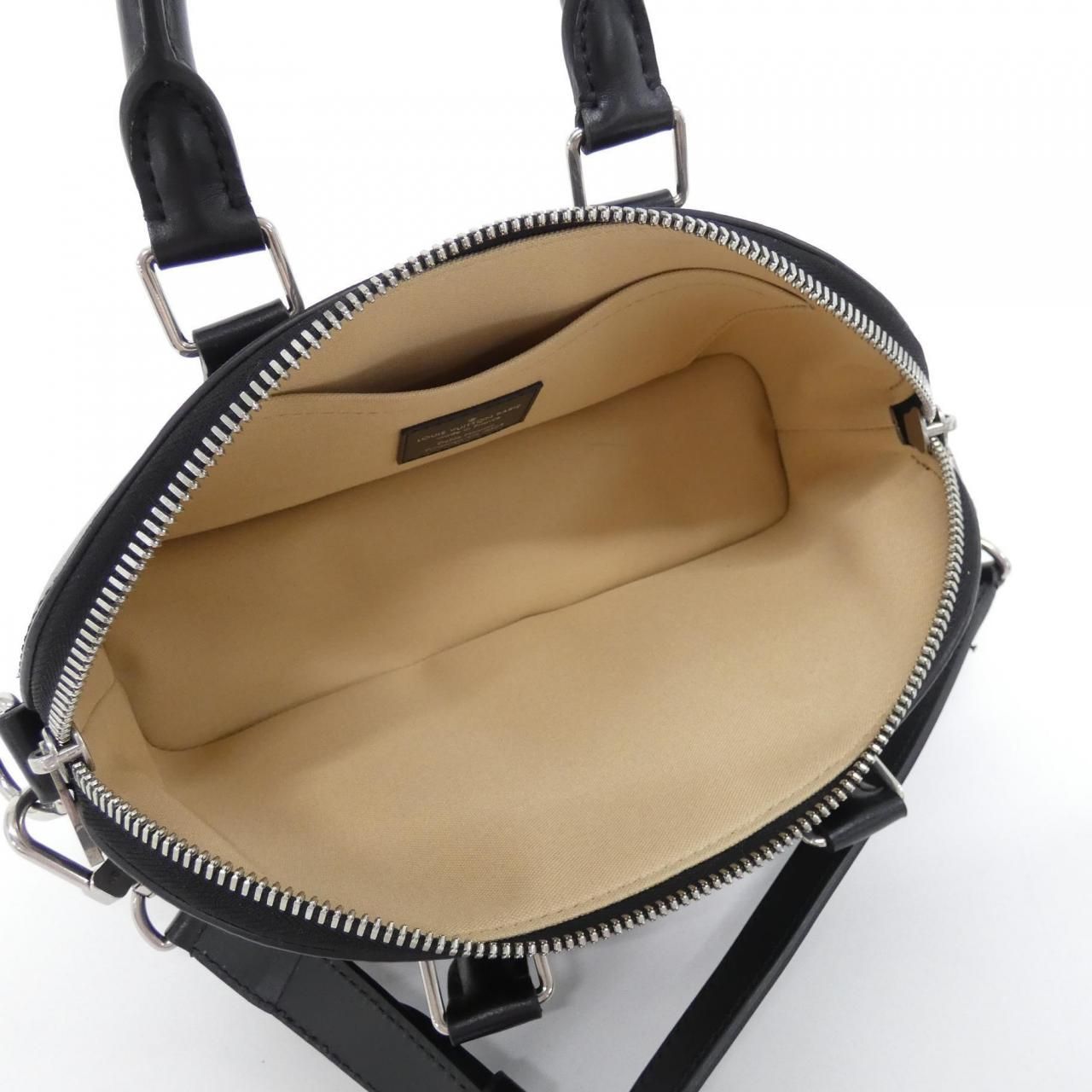 Louis Vuitton Alma East West — view 8