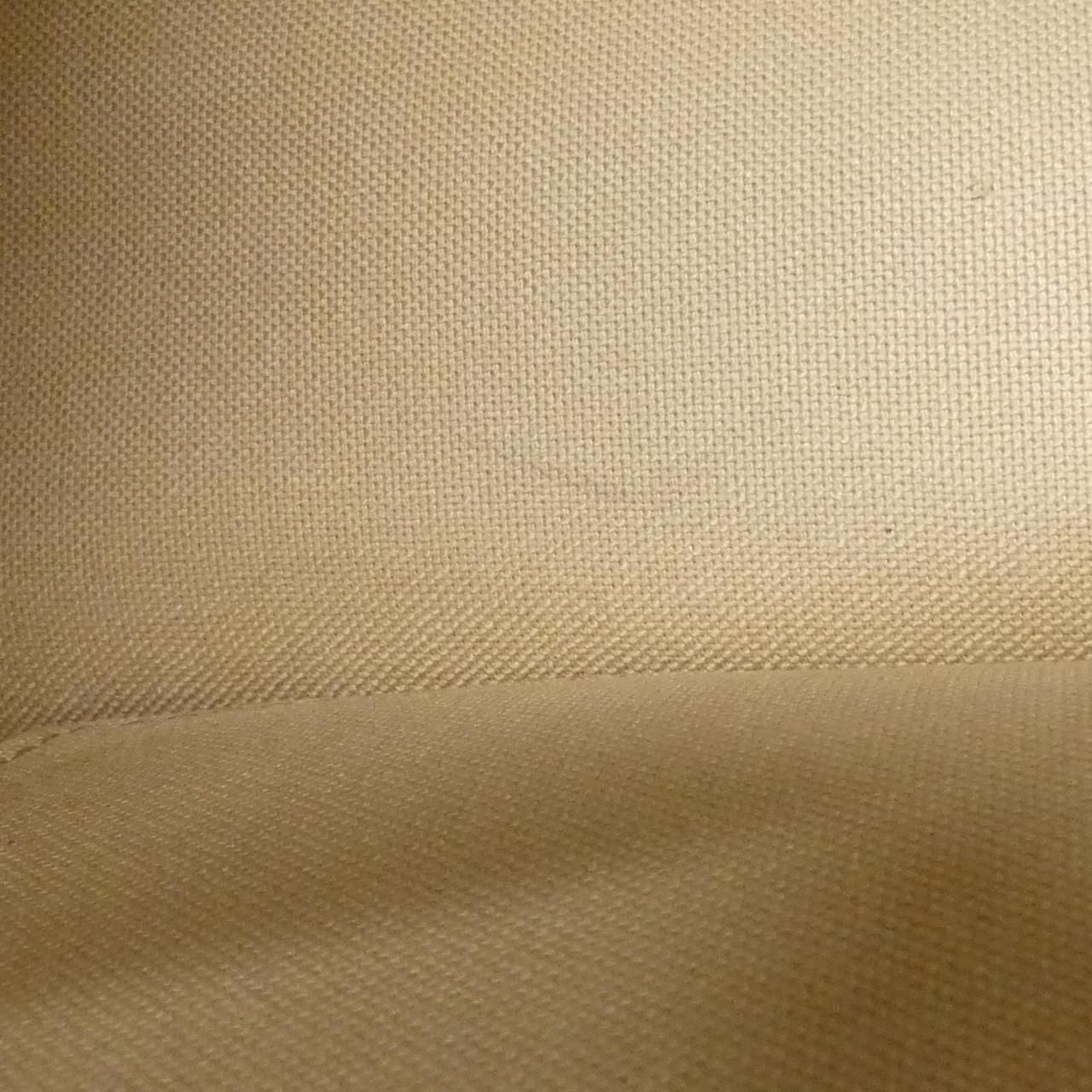 Louis Vuitton Alma East West — view 9