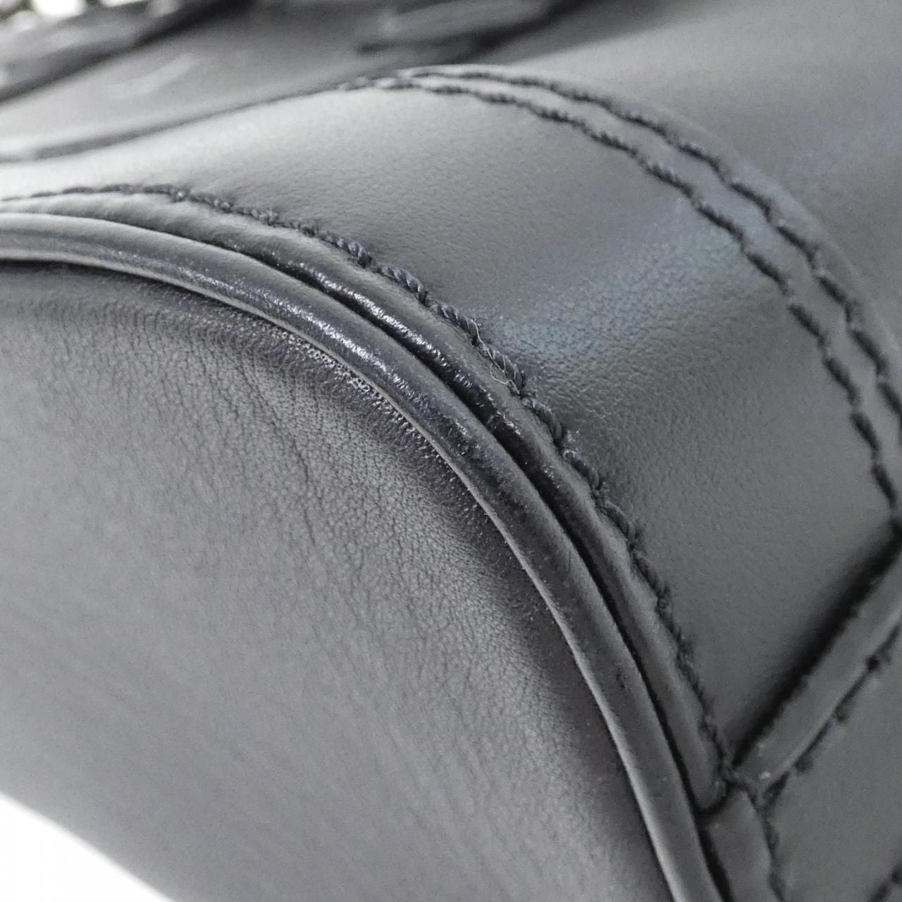 Louis Vuitton Alma East West — view 2