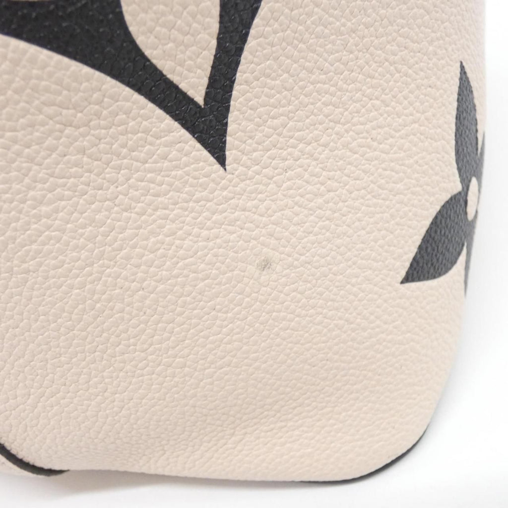 Louis Vuitton LV Crafty Neo Noe Shoulder — view 4