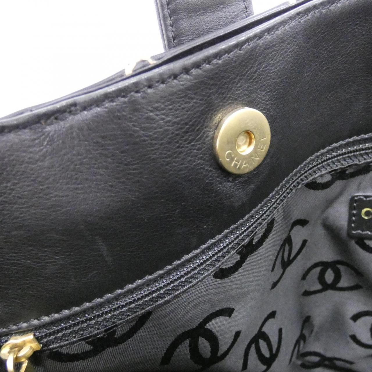 Chanel Wild Stitch Line — view 8