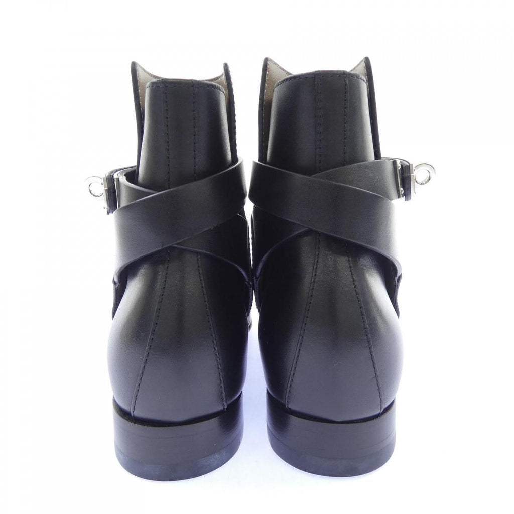 Hermes Neo Kelly Buckle Boots — view 5