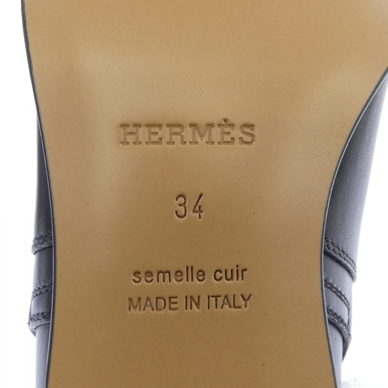Hermes Neo Kelly Buckle Boots — view 6