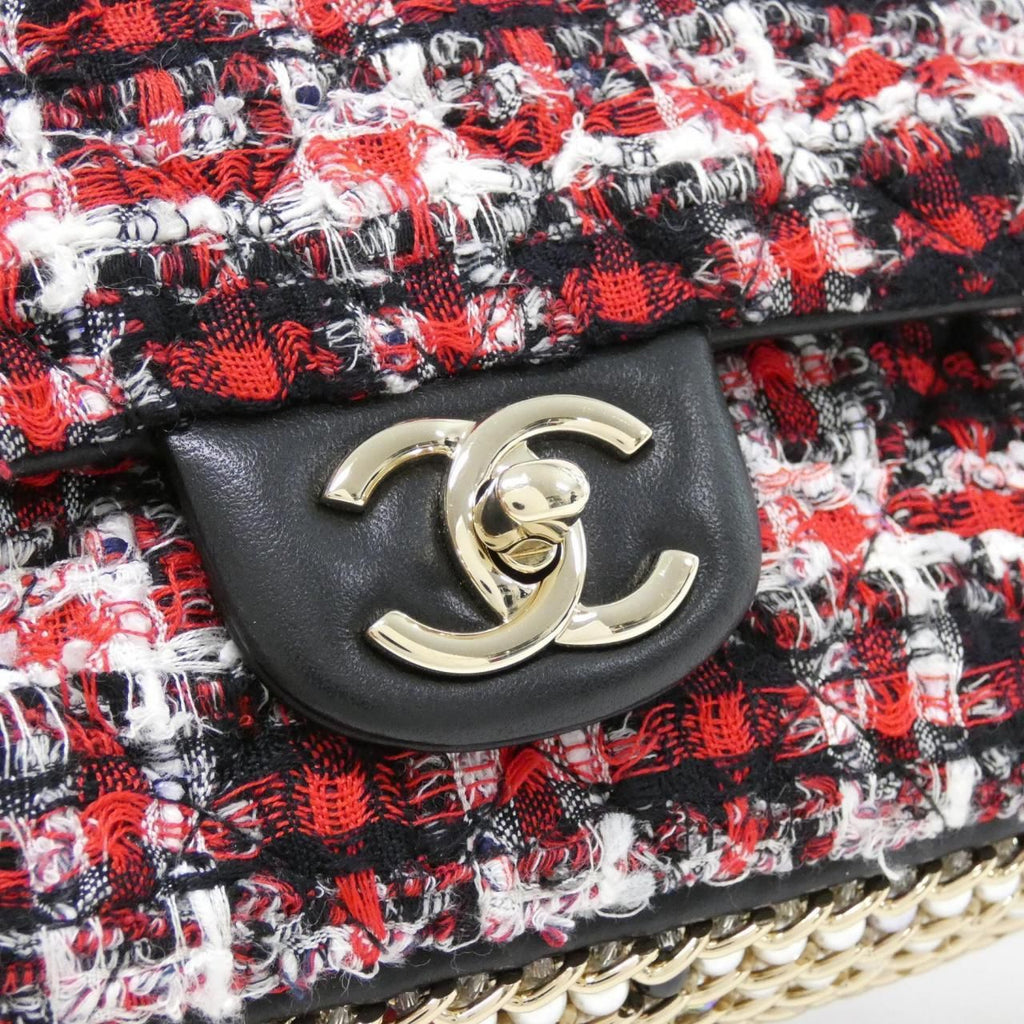 Chanel Shoulder Bag — view 4