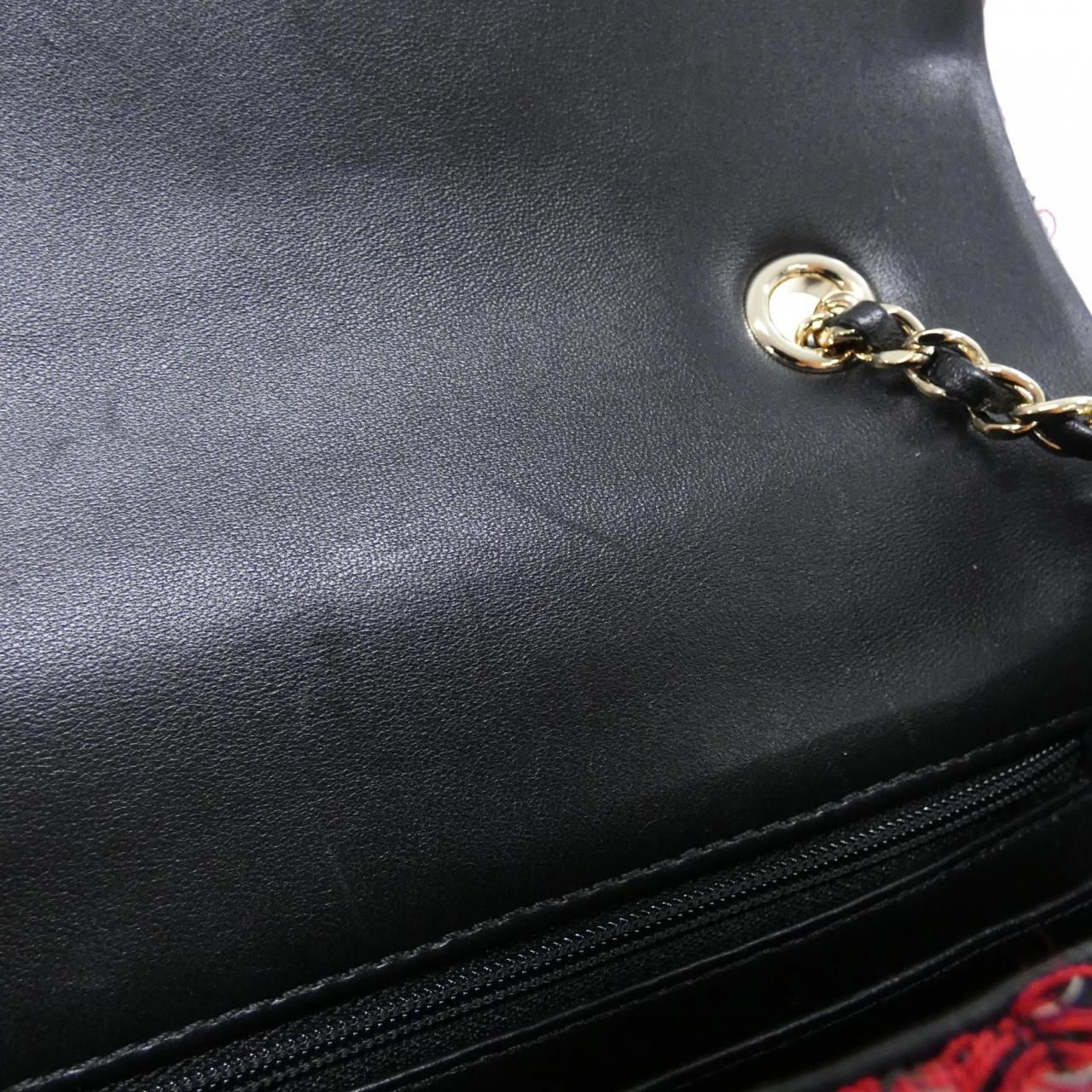 Chanel Shoulder Bag — view 8
