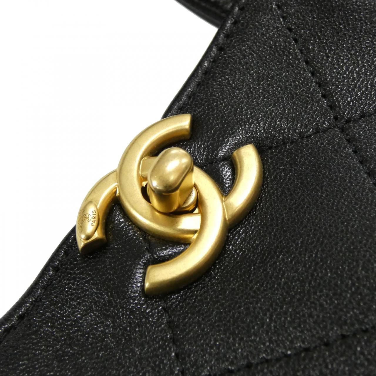 Chanel Bag Handbag Black — view 5