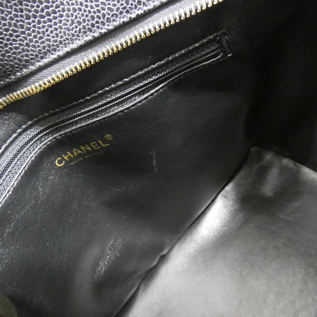 Chanel Bag Handbag Black — view 8