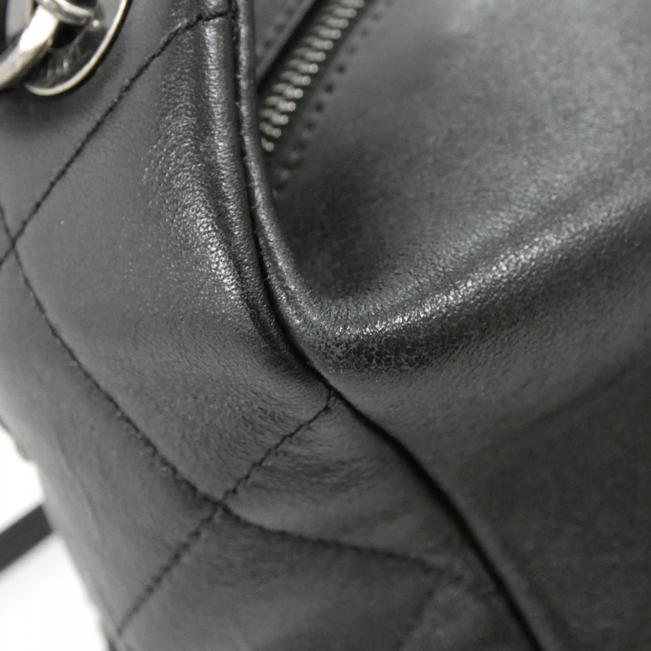 Chanel Bag Handbag Black — view 4
